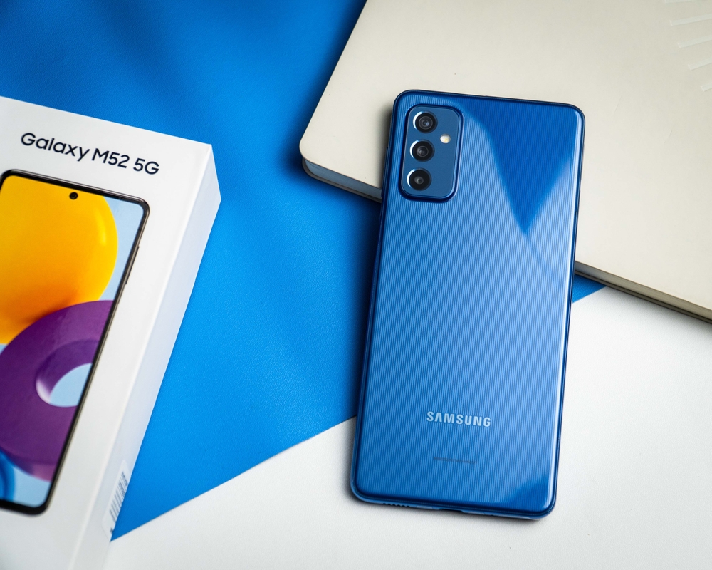Galaxy M52: обзор экрана, камер и автономности Galaxy M52: обзор экрана, камер и автономности